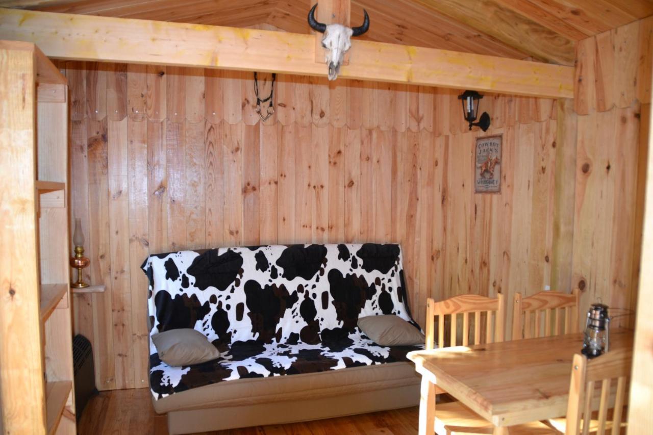 Bed and Breakfast Le Ranch Amadeus Saint-Paul-en-Born Exteriér fotografie